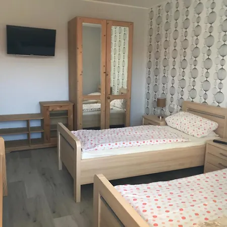 Mit Eigener Terrasse In * Homberg (Schwalm-Eder)