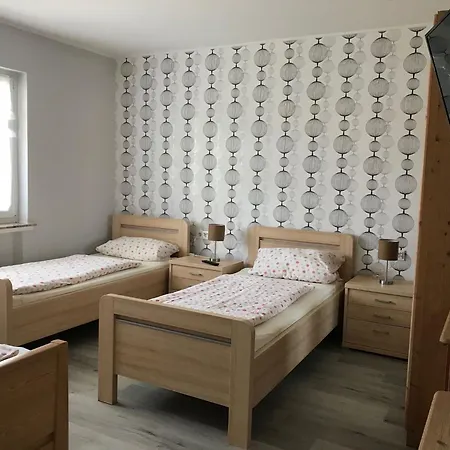 Apartment Mit Eigener Terrasse In *