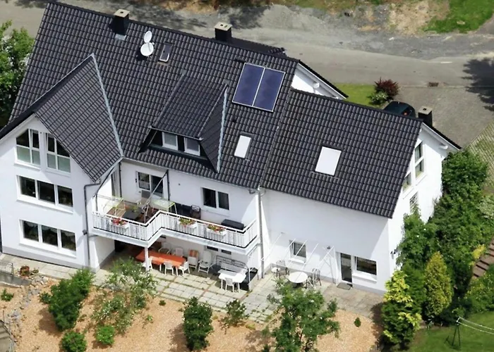 Mit Eigener Terrasse In *