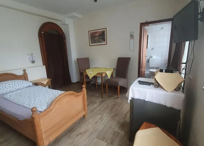 Mit Eigener Terrasse In Apartmán *