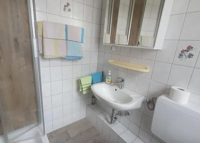 Mit Eigener Terrasse In Apartment Homberg (Schwalm-Eder)