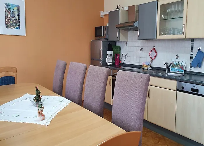 Apartment Mit Eigener Terrasse In *